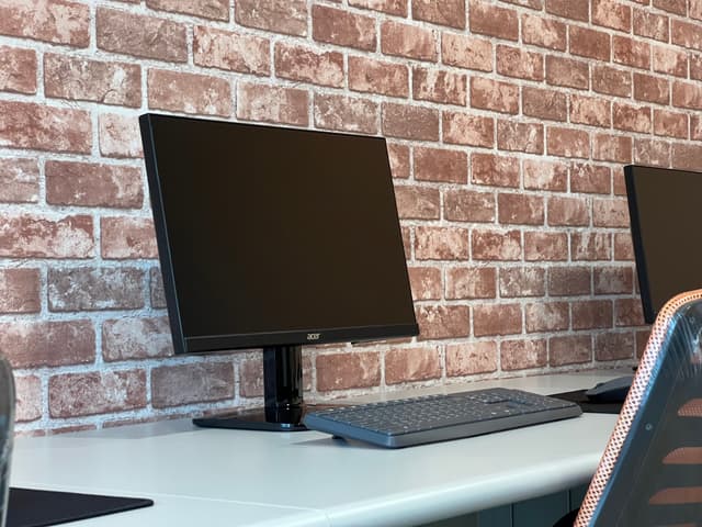 萌菓子兒童程式學苑 - 台中市南區小班制教室環境